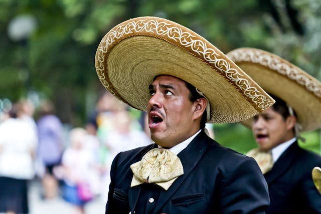 ¿Cuánto cobra un mariachi?